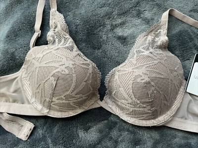 $46 NET Calvin Klein Plunge pushup bra 34B - Image 1 of 4