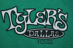 t-shirt large tylers sporting goods dallas texas 21 inches pit 2 pit - Picture 1 of 4