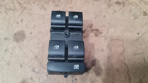 HOLDEN CRUZE JG 2010 MDL RIGHT HAND FRONT MASTER WINDOW SWITCH - Picture 1 of 3