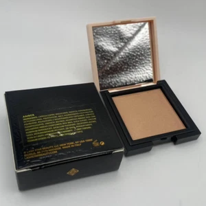 Iluminador de piel Lash Star Flash of Brilliance, ámbar, red con etiquetas 3 g/0,1 oz - Imagen 1 de 3