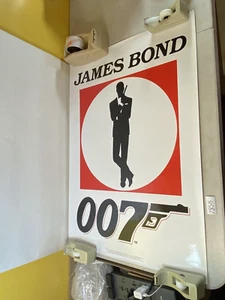 NUEVO póster de la película James Bond 007 vintage 1999 78S15 - Imagen 1 de 8