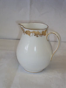 Jarra crema vintage Wedgwood Whitehall Bone China 4" - Imagen 1 de 3