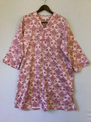 Bata Miss Elaine Mujer Grande Floral Rosa Cremallera Cuello en V Manga 3/4 Abuela Núcleo Foto 1 de 4