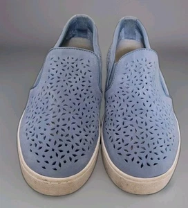 Vionic Splendid Midi Perf Women's Slip On Size 7 Blue Leather Padded Sneaker - Picture 1 of 9