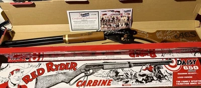 A CHRISTMAS STORY 40TH ANNIVERSARY RED RYDER BB GUN FULL CAST SIGNED #27 OF 500 - Image 1 of 4