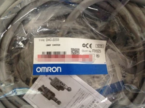 1PCS OMRON D4C-2233 D4C2233 LIMIT SWITCH -NEW FREE SHIP #pp #ON - Picture 1 of 2
