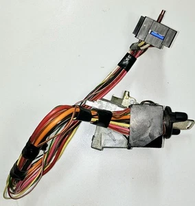 OEM Ignition Lock Chevrolet Astro, GMC Safari 00-05, Express, Savana (26070073) - Picture 1 of 5