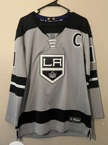 Anze Kopitar Los Angeles Kings Fanatics Branded player jersey Large Gray Cover
