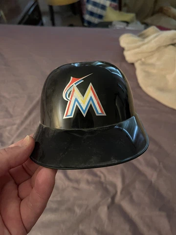Miami Marlins Mini Helmet Black Cover