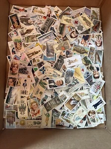 lot of 1,000 x Old tobacco/cigarette cards Like Seen In This Photo Giant Lot - Bild 1 von 11