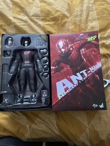 Hot Toys Ant-Man and the Wasp - Ant-Man Collectible Set Action Figures - Picture 1 of 1