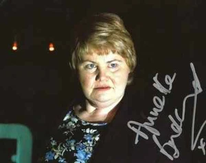 Doctor Who Autograph: ANNETTE BADLAND (Boom Town) Signed Photo - Picture 1 of 1