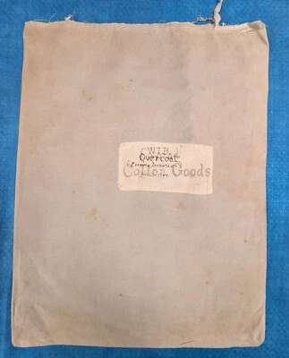 ANTIGUO ABRIGO EDUARDIANO PARA HOMBRE BOLSA DE ALGODÓN CON ETIQUETA ESCRITA A MANO Foto 1 de 3