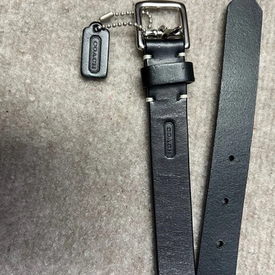 Cinturón Coach de cuero negro mediano plateado hebilla etiqueta de firma clásico 36" Foto 1 de 4