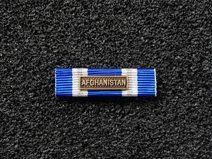 (A46-13)  NATO Einsatzmedaille AFGHANISTAN Bandspange US Nato system - Picture 1 of 1