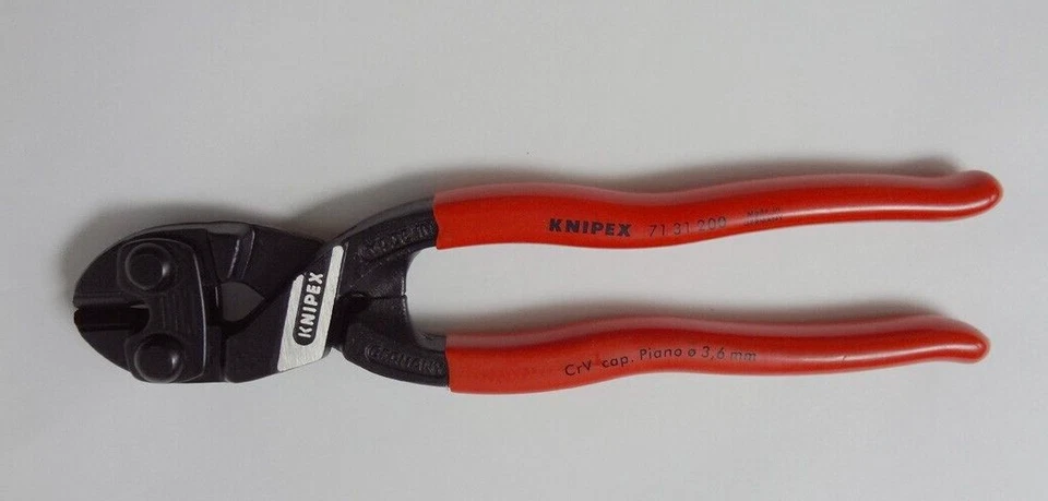 KNIPEX 71 31 200  8" High Leverage Compact Bolt Cutters Notched Blade Germany - Image 1 of 4