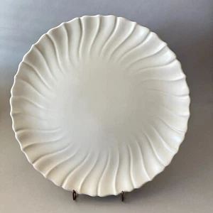Franciscan CORONADO BLANCO ROTO Brillante Remolinado 11.5" Plato/Plato de Picar 1936-1954 - Imagen 1 de 10