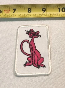 Vintage 1970er Pink Panther Aufnäher bestickt Patch 2" x 3" Neu aus altem Lagerbestand Retro kultig - Bild 1 von 2