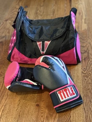 Guantes y bolso de boxeo para mujer 12 oz rosa título Foto 1 de 4