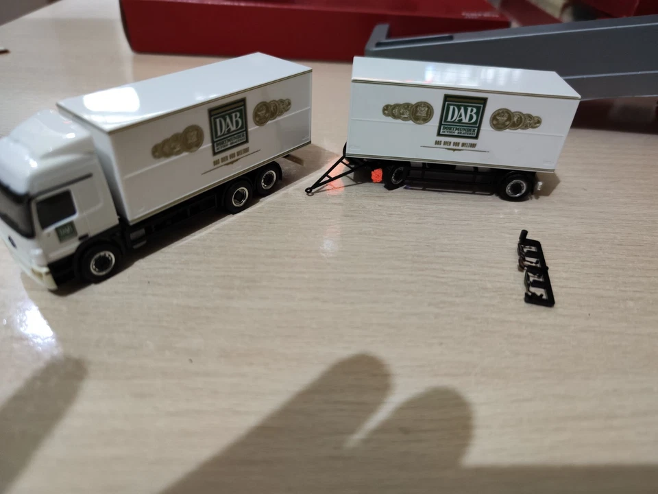 Herpa 149402 Mercedes Benz Actros L SZ 'DAB' 1/87 - Imagen 1 de 1