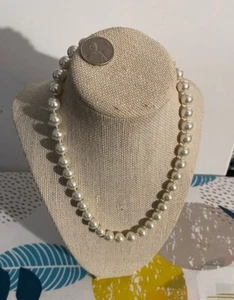 Collana bianca 8 mm finta perla matrimonio quince festa damigella d'onore - Foto 1 di 6