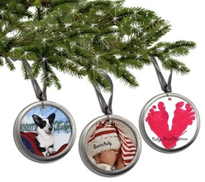 west elm Acrylic Round Picture Frame Christmas Ornament w/Magnetic Closure 3.5” - Picture 1 of 12