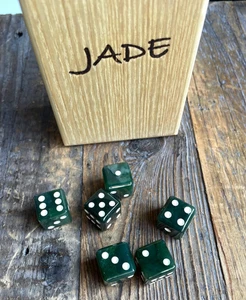 Boxed Set of 6 Genuine Natural Canadian Nephrite Jade 15mm Dice - Picture 1 of 4