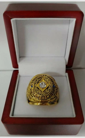 Johnny Unitas - 1958 Baltimore Colts NFL Championship Ring W Wooden Display Box Cover