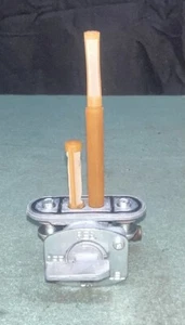 2001 yamaha v star 650 xvs650a classic Petcock  - Picture 1 of 5