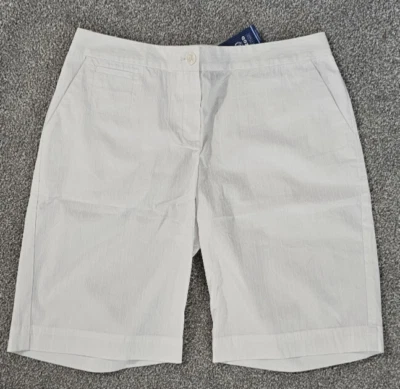 NWT womens IZOD stretch s'etirer BERMUDA SHORTS white PINSTRIPE spandex SIZE 8 - Image 1 of 4