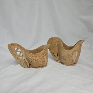 Tazas de boda vintage talladas en madera, ceremoniales, arte popular de mediados de siglo - Imagen 1 de 13