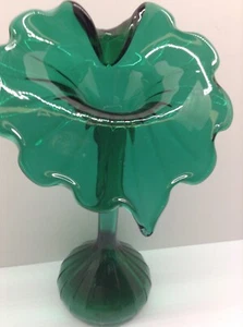 Jack In The Pulpit 11" Green Glass Vase - Picture 1 of 9