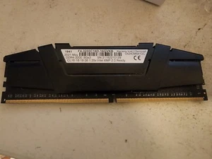 G.SKILL RIPJAWS 8GB 288-PIN SDRAM DDR4-3200 (PC4 25600) XMP F4-3200C16D-16GVB - Picture 1 of 1