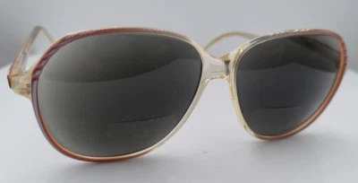 Gafas de sol vintage Givenchy Classique I translúcidas ovaladas Francia SOLO MARCOS Foto 1 de 4