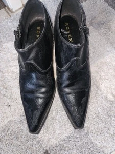 Women's Roper Boot Black Size AU 9.5 Eur 😍 A Few Scuffs See Pics. Fire Sale 🔥 - Picture 1 of 4