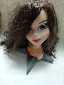 Bratz All Funky Fashion Makeover Styling Head Doll w Star Base Vintage 2002 MGA  - Picture 1 of 7