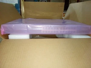 Aruba S2500- 24 Port Mobility Access Switch - Picture 1 of 6