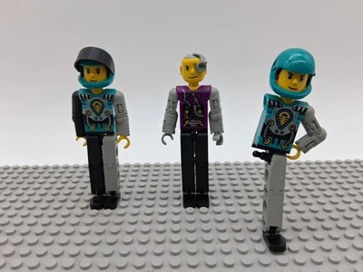 LEGO Technic Racing Figure Vintage Set #8714, 8223 - Image 1 of 4