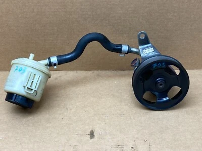 2014-2017 INFINITI QX50 BOMBA DE DIREÇÃO HIDRÁULICA COM RESERVATÓRIO FABRICANTE DE EQUIPAMENTO ORIGINAL LOTE 703 - Imagem 1 de 4