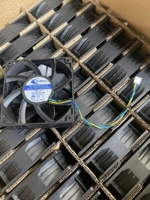 120MM Super High Airflow 275 CFM 5200 RPM 4Wire PWM Fan DC 12V (120X120X38 MM) - Image 1 of 4