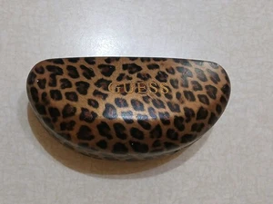 Guess Glasses Case Leopard Clamshell - Picture 1 of 3
