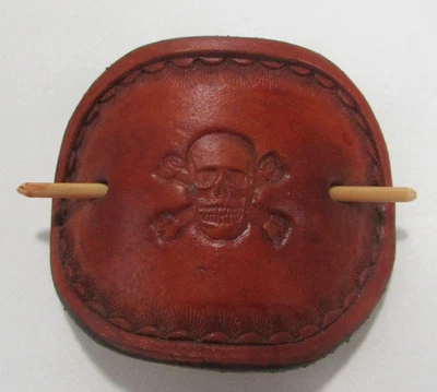 Cordón de pelo calavera de cuero en relieve de colección con selección de madera 3,25" hecho a mano Foto 1 de 3
