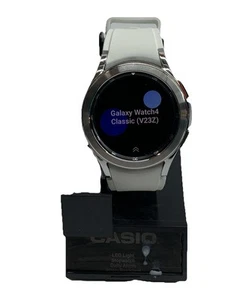 Samsung Galaxy Watch 4 Classic 42mm Smartwatch Bluetooth Srebrny R880 Mały/Średni - Zdjęcie 1 z 14