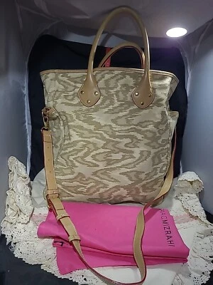 Bolso de Mano de Viaje Isaac Mizrahi XL Ikat Camuflaje Lona Tostado Foto 1 de 4