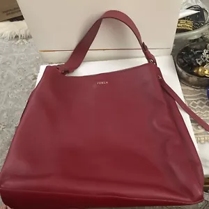 AUTHENTIC NEW FURLA Slouchy Triple Compartment Shoulder Bag . Orig $745 - Picture 1 of 9