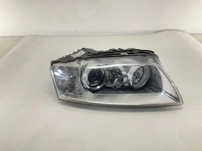 06-10 Faro delantero derecho pasajero AUDI A8 XENÓN HID con lámparas adaptativas Foto 1 de 4
