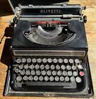 Machine à écrire Olivetti Studio 42 dans étui de transport original début années 1940 fonctionne vintage