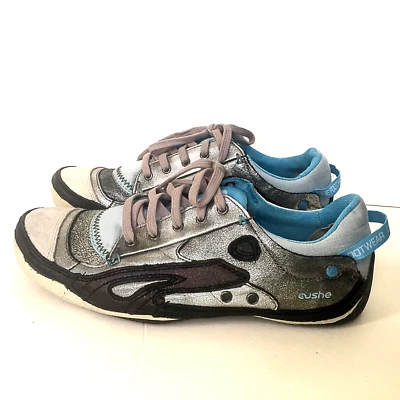 Cushe Boutique Sneak Silver Blue Leather UW00085 Women's Size 8 Shoes - Image 1 of 4