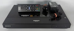 Sony UBP-X500 4K Ultra HD Blu-ray Disc Player (Dolby Atmos, HDMI) SEHR GUT - Bild 1 von 2