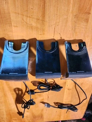 3 Pack Plantronics Voyager Focus UC B825-M Desktop USB Charging Stand 203079-101 - Image 1 of 4